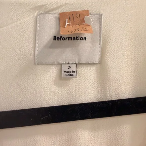 Reformation Skylar Button Front Vest Top - Cream, Size 2 - Picture 11 of 12